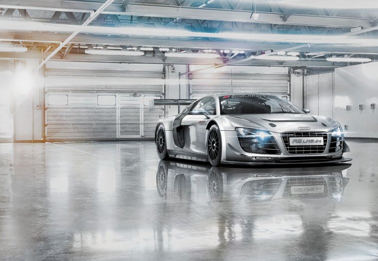 Audi r8