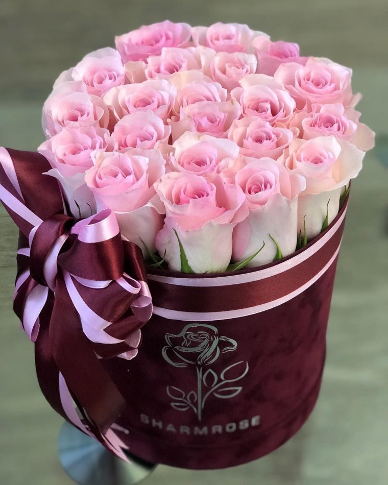 Шикарные цветы в коробках