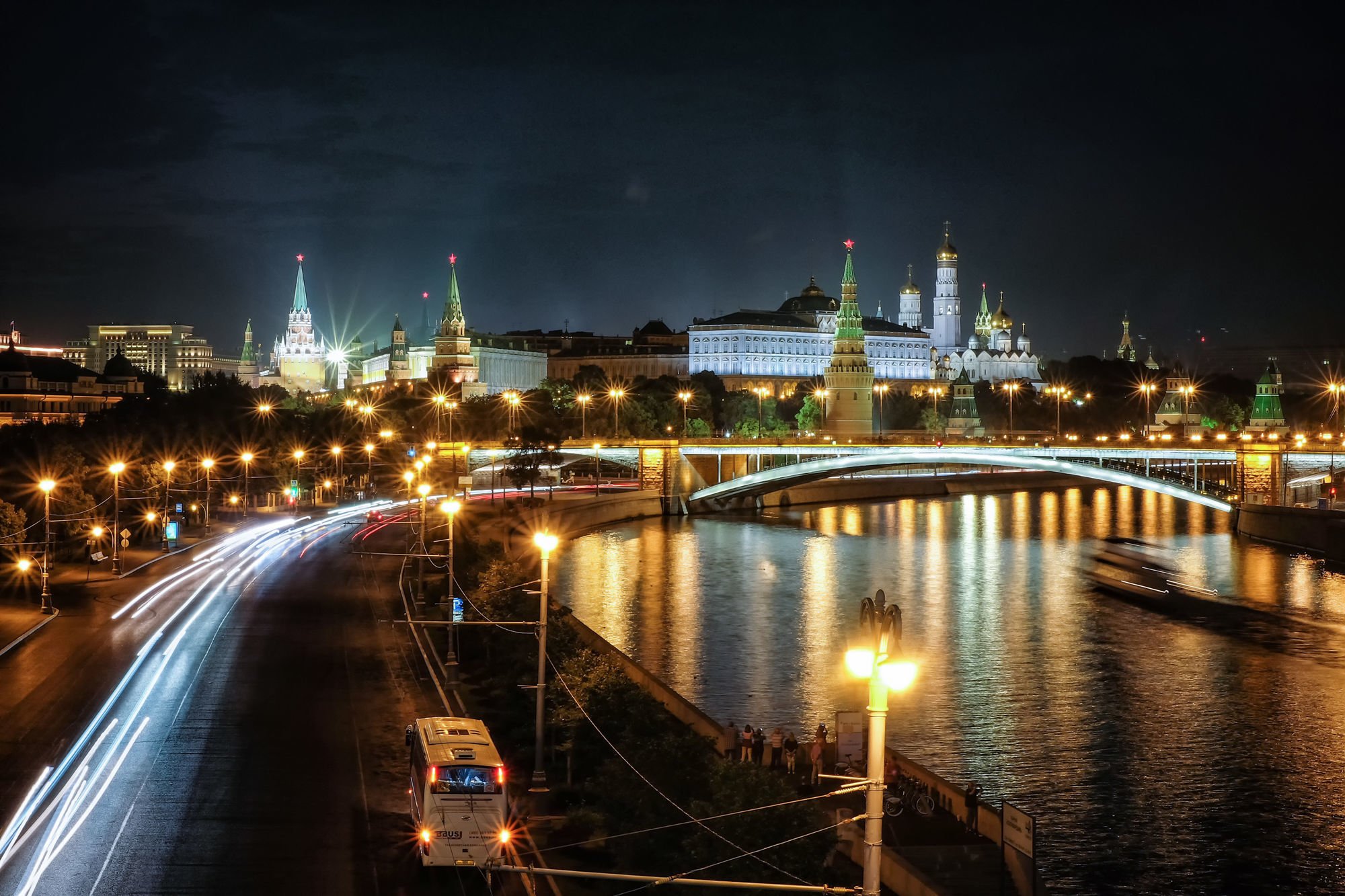 Москва живописная. Китай город ночью Москва. Красивые места в Москве. Ночная Москва летом. Огни ночной Москвы.