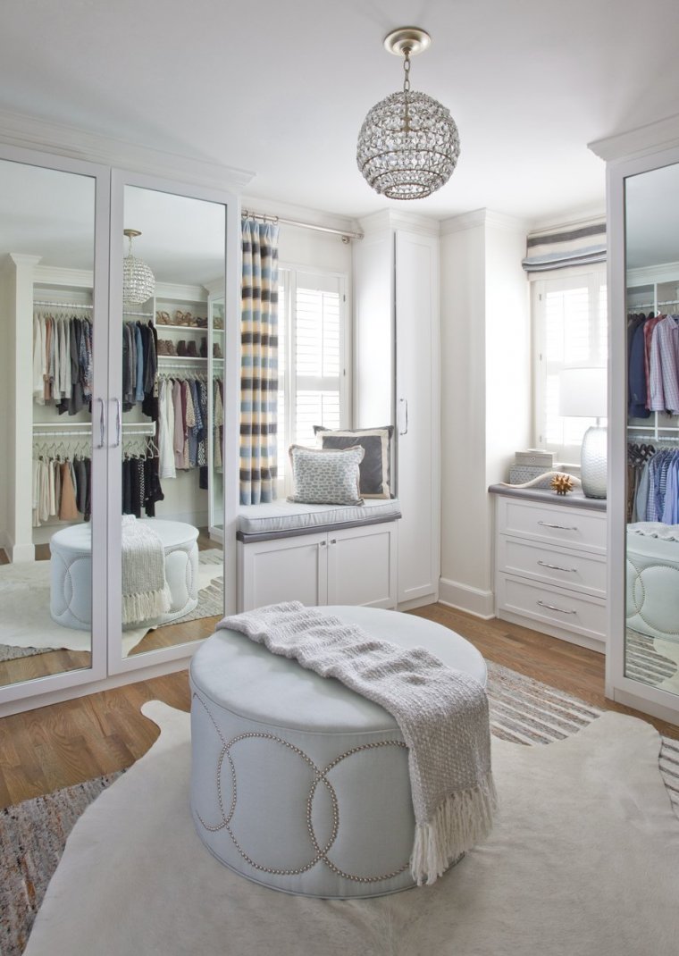 Красивые гардеробные в спальне