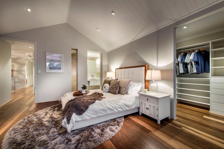 Современная спальня с гардеробной