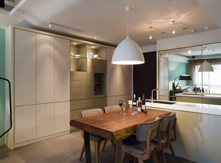 Свет над кухонным столом