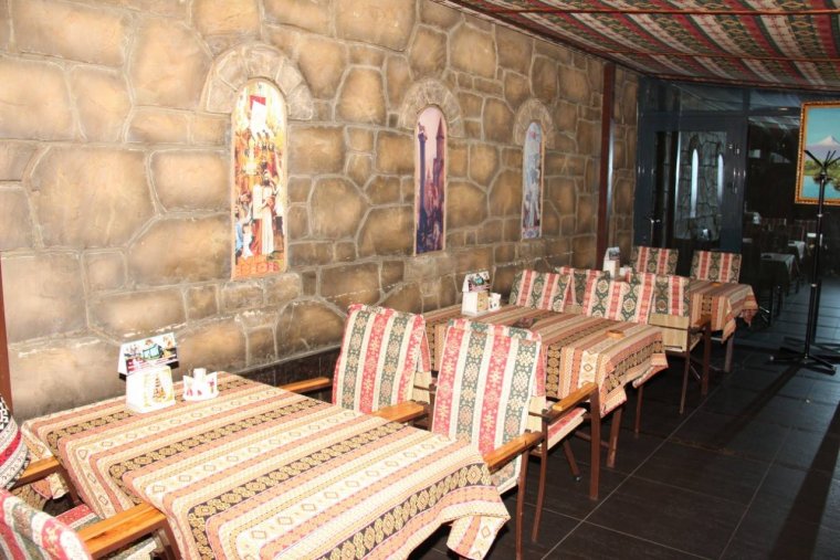 Армянский двор Сочи