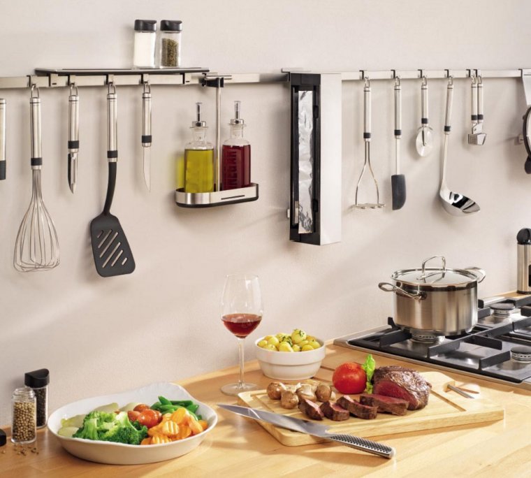 Настенный держатель-рейлинг Brabantia 460005