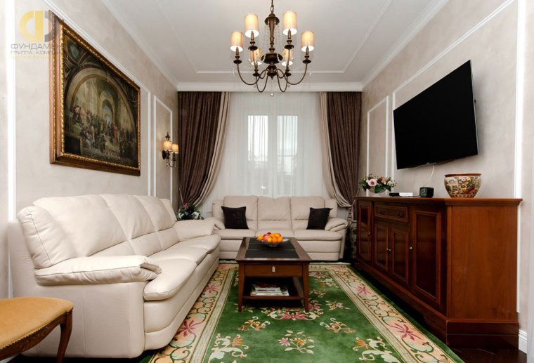 Прямоугольная гостиная в классическом стиле