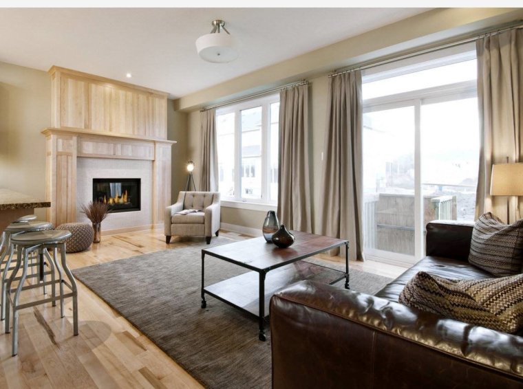 Гостиная с 2мя окнами