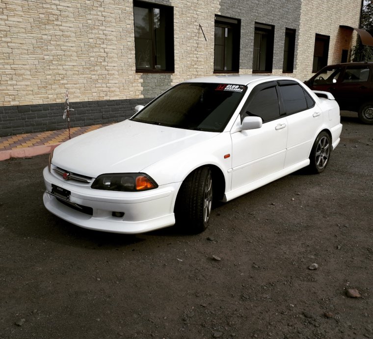 Аккорд Хонда белый Торнео