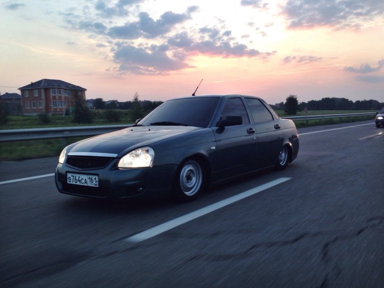 Lada Priora бункер