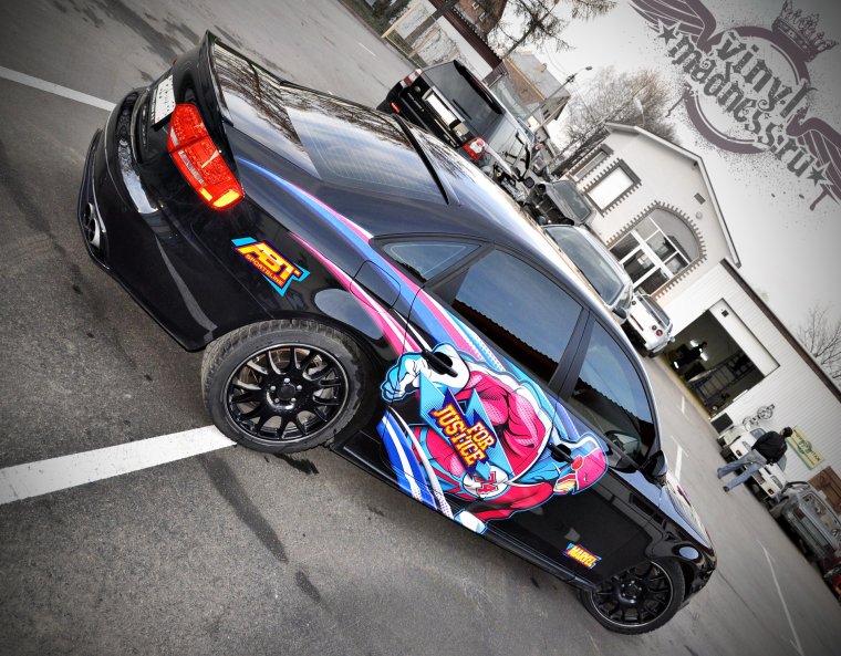 Яркие винилы на машины