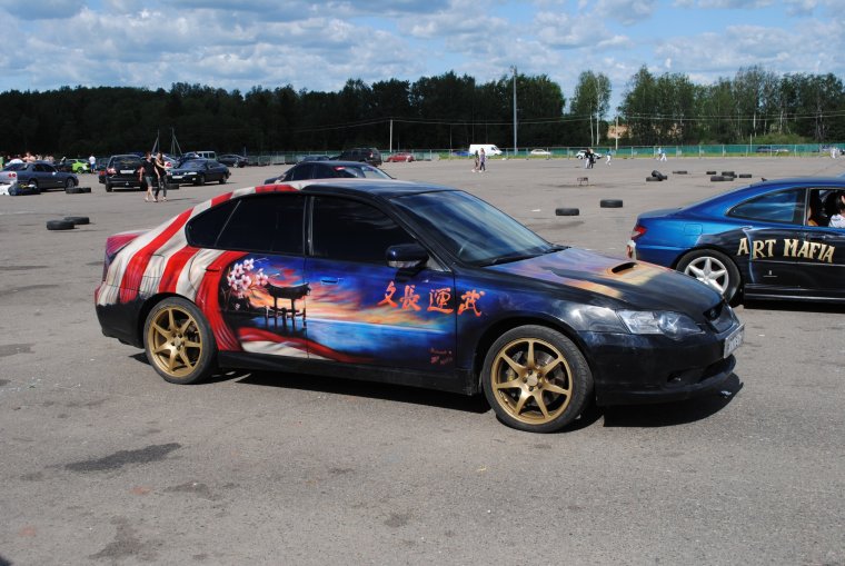 Винил на автомобиль канадский