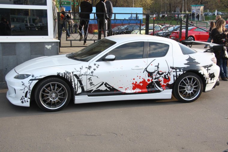 Виниловые наклейки на авто