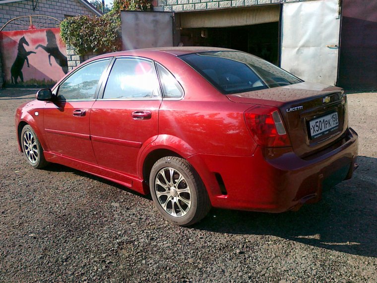 Chevrolet Lacetti 2008 седан пороги
