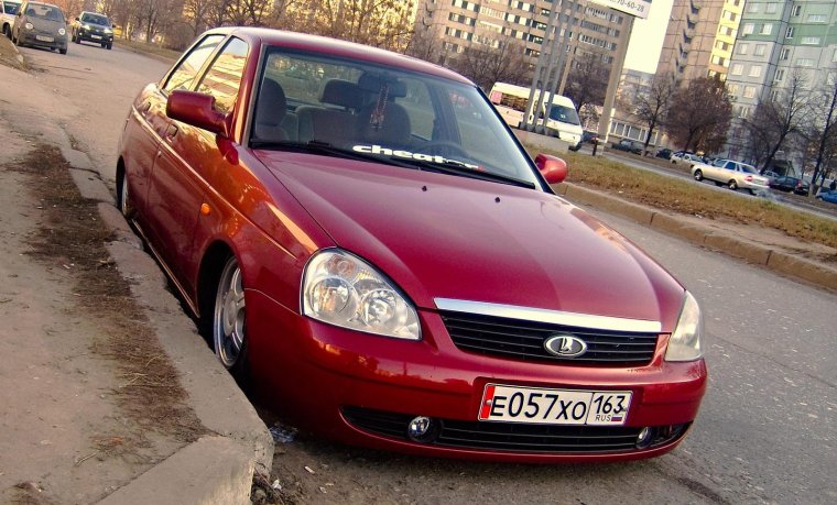 Крутая Приора Вишневая