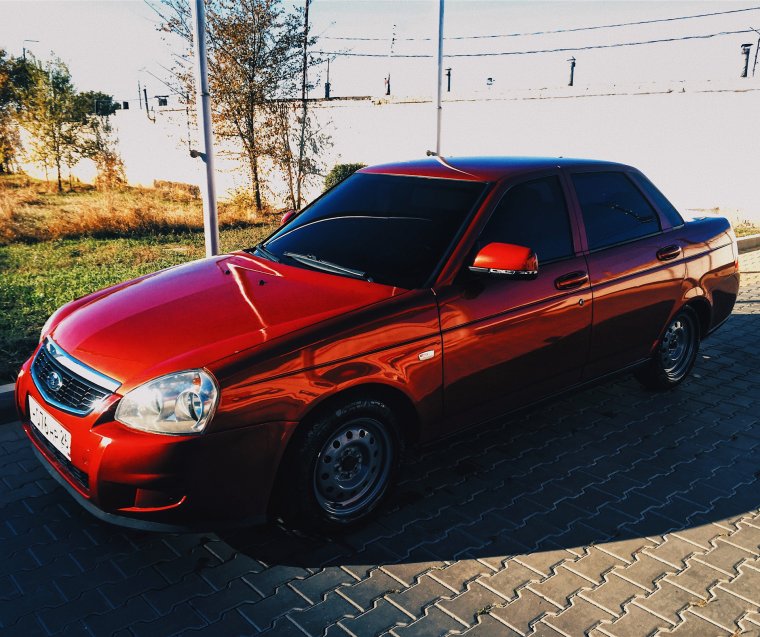 Лада Приора седан