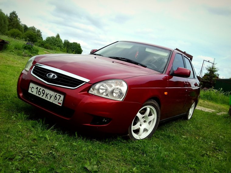 Lada Приора хэтчбек