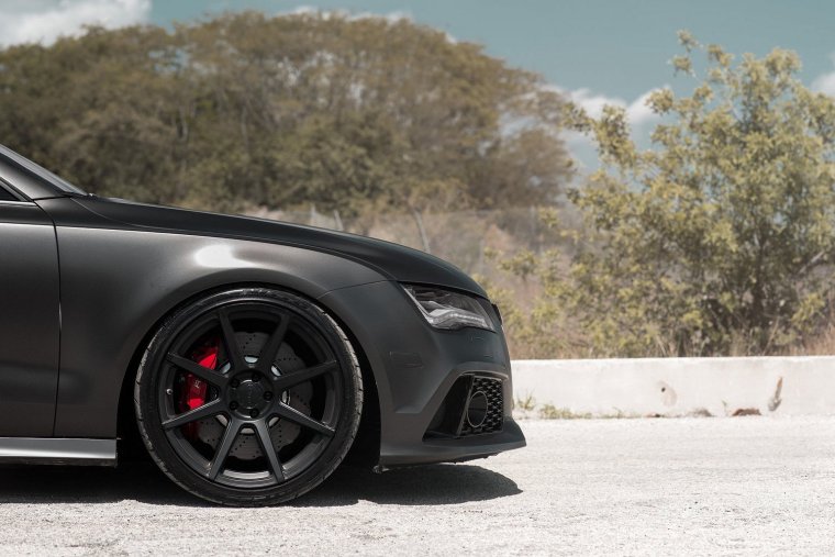 Audi rs7 черная матовая