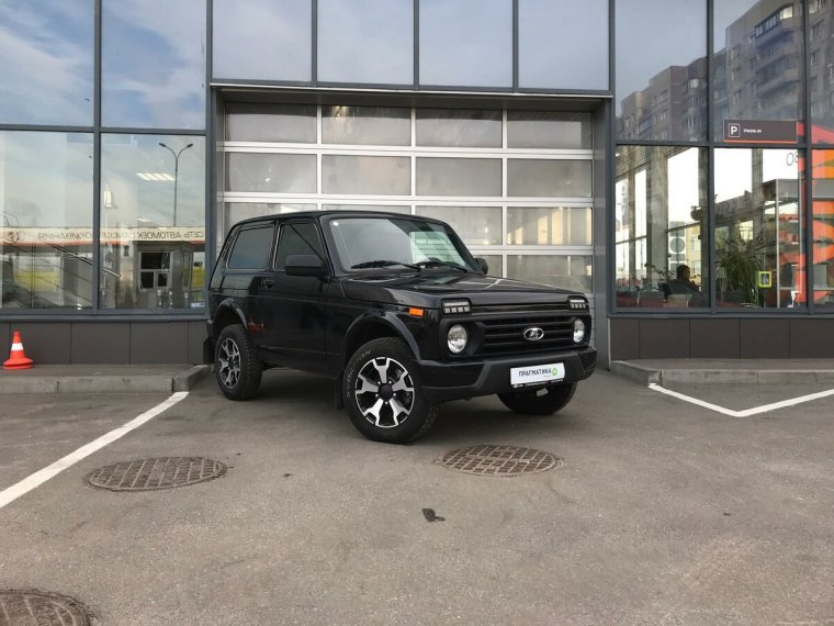 Нива Урбан 2019 черная