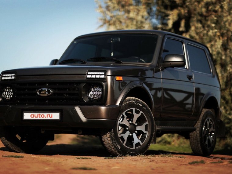 Нива Урбан 2019 черная