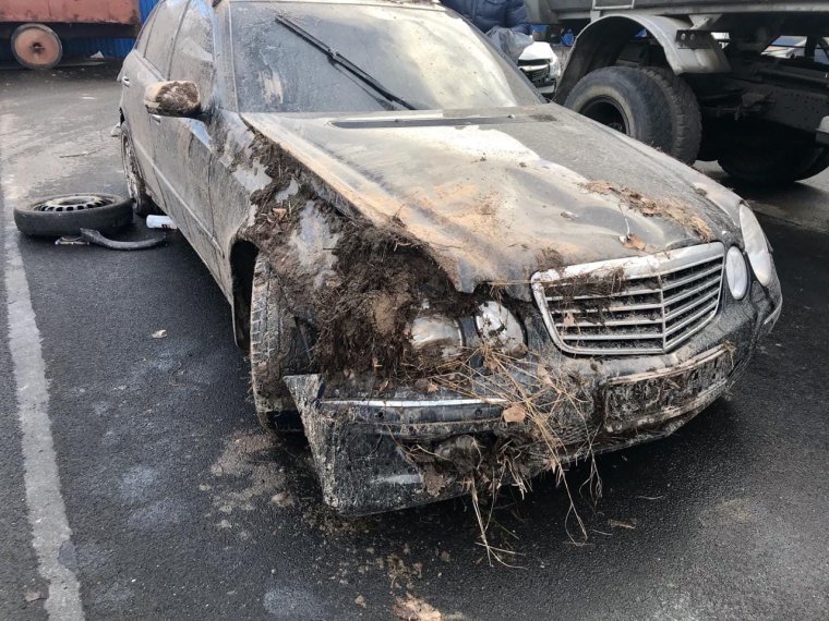 Битый Мерседес c200