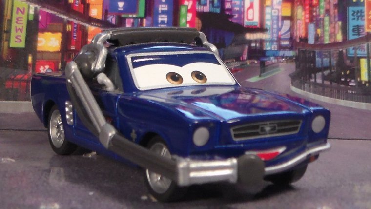 Машина Редлайн Тачки 2