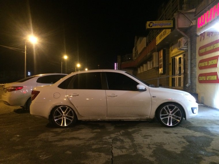 Чёрная Гранта r17