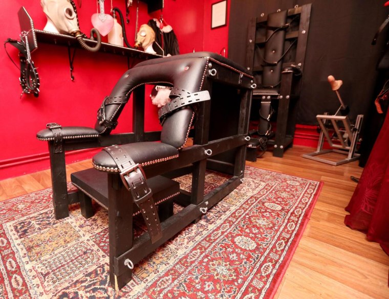 Деревянная мебель бдсм