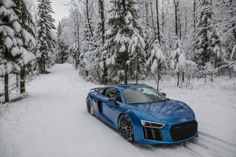 Ауди RS 5 зима