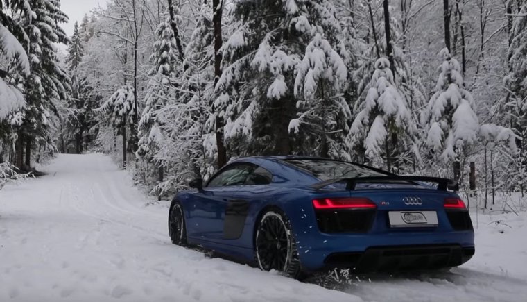 Ауди RS 5 зима
