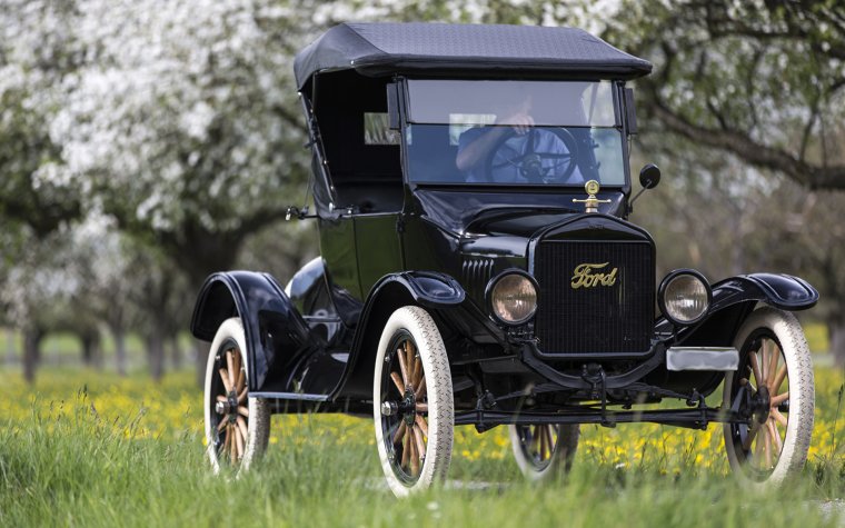 Ford model t 1923 sedan