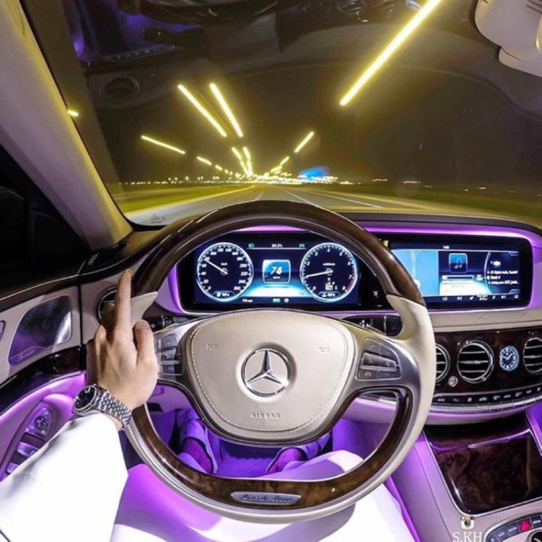 За рулем Мерседес s class