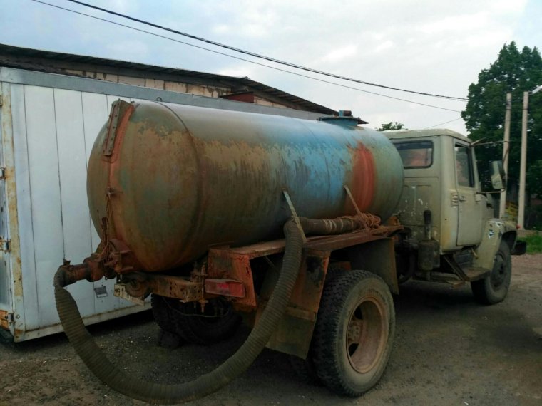 Ассенизатор Гавновоз