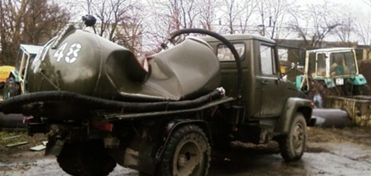 Ассенизатор старый