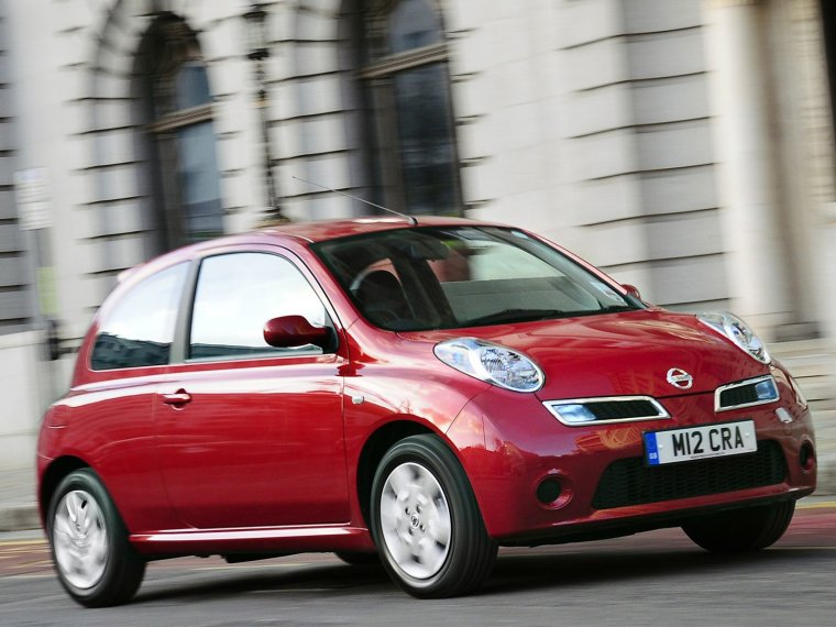 Ниссан Микра хэтчбек