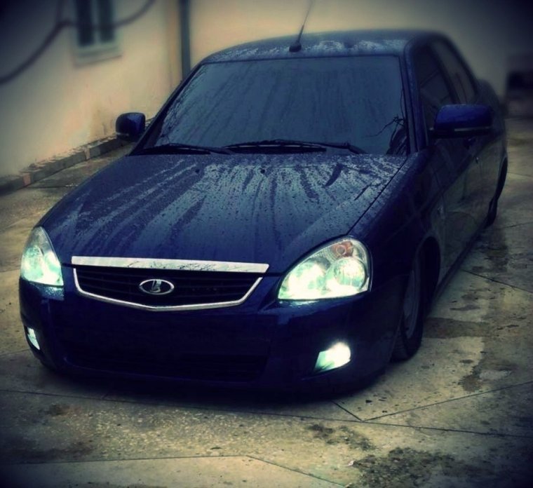 Четкая черная Приора