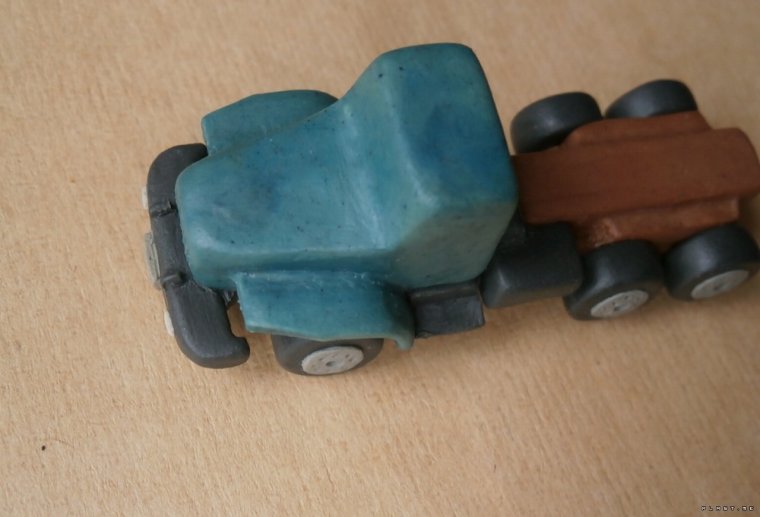 Боевая машина из пластилина