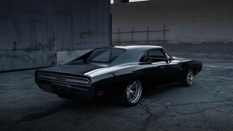 Маслкар dodge Charger