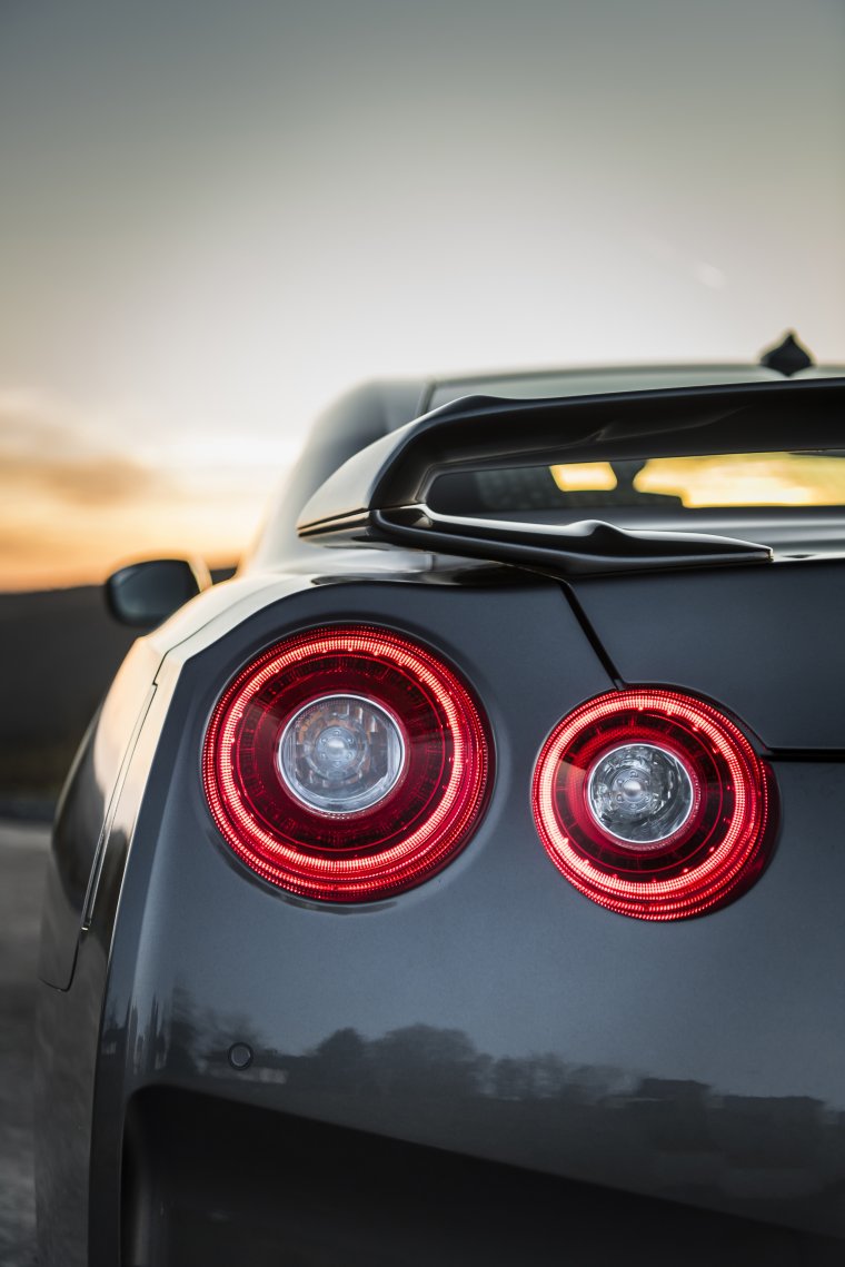 Nissan gt-r r35 2017