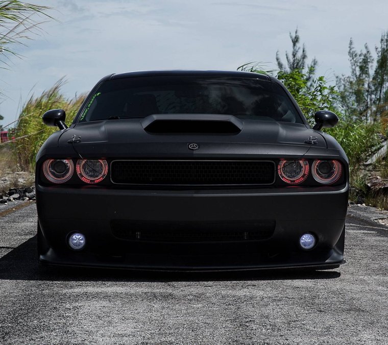 Dodge Challenger тюнингованный