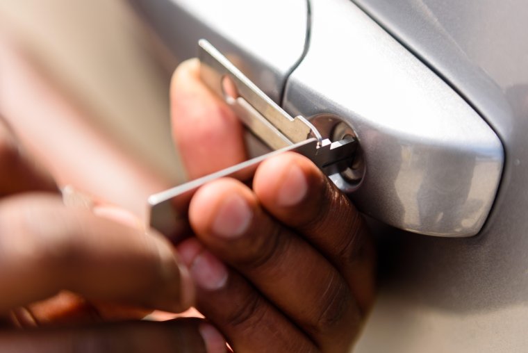 Аварийное вскрытие авто