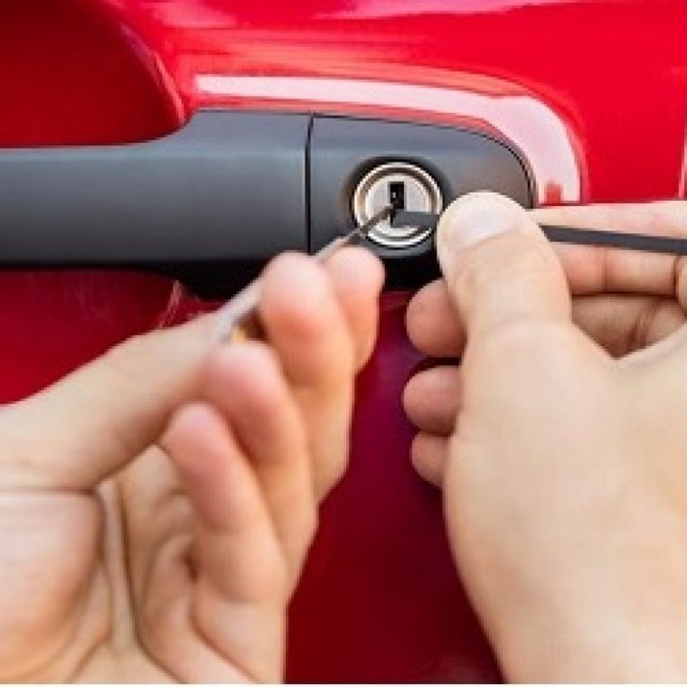 Вскрытие замков автомобиля