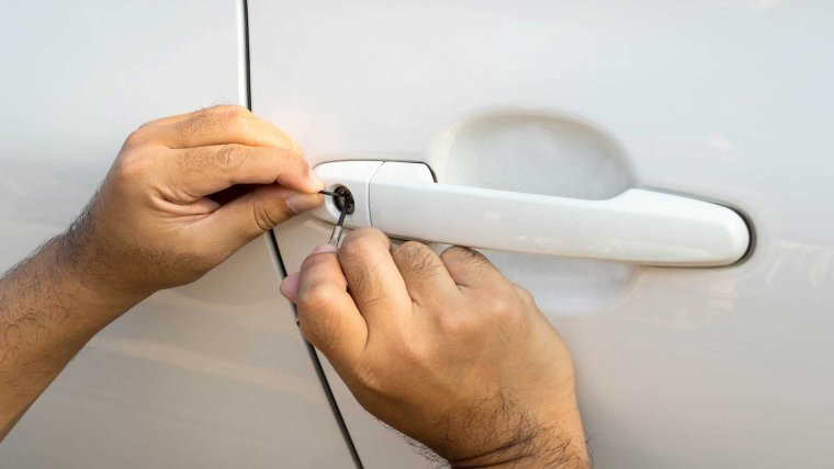 Петелька для открытия машины