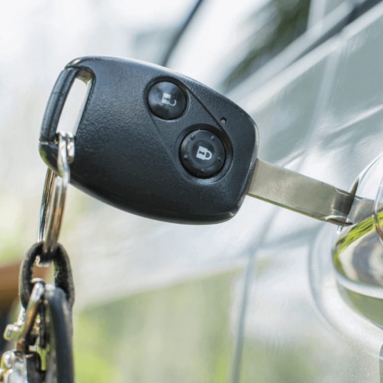 Locksmith vehicle Key