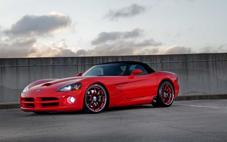 Додж Вайпер 4