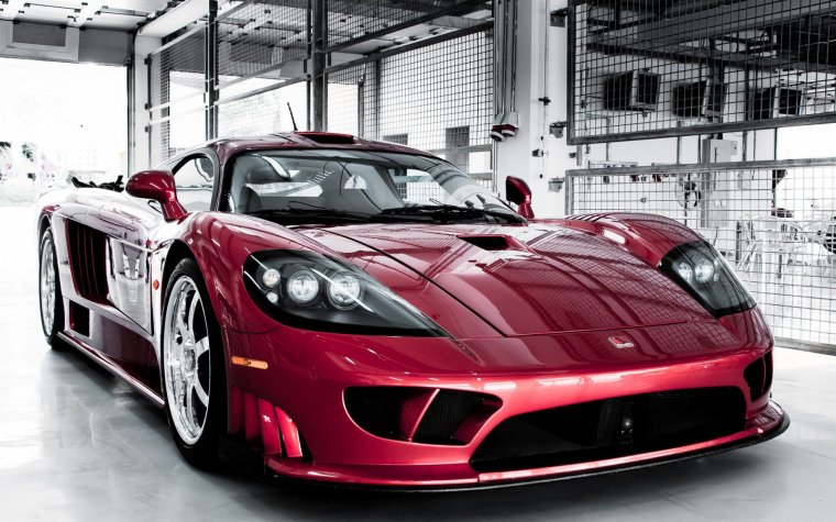 Saleen s7 Twin Turbo красный