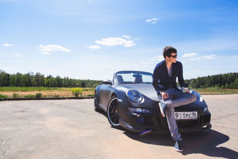 Машина Аяза Шабутдинова