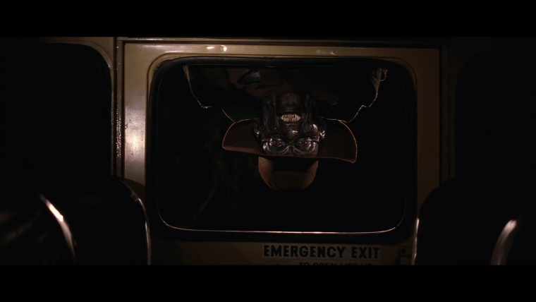 Джиперс Криперс автобус