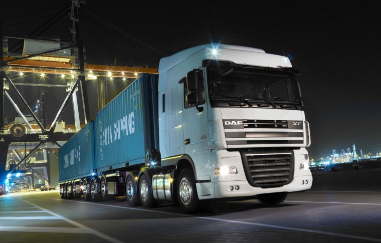 Даф 105 460 контейнеровоз