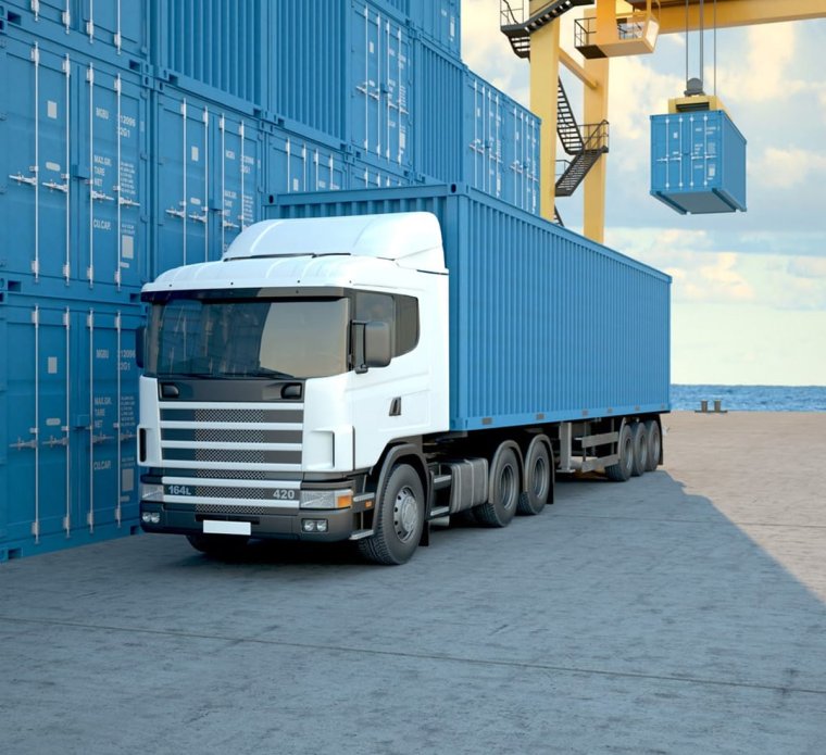 Седельный тягач с контейнером 20 футов