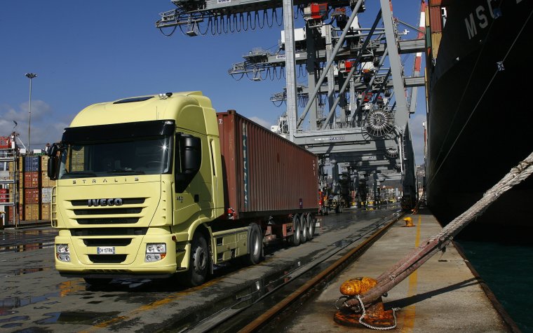 Ивеко Стралис контейнеровоз