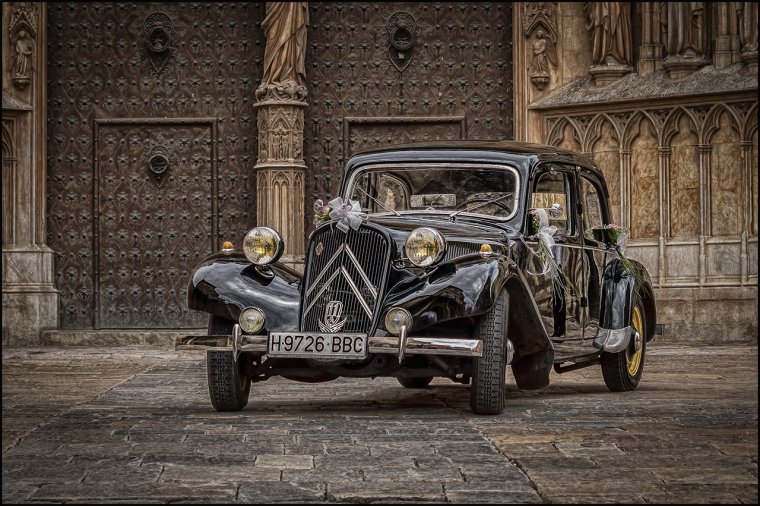 Автомобиль в стиле 30х